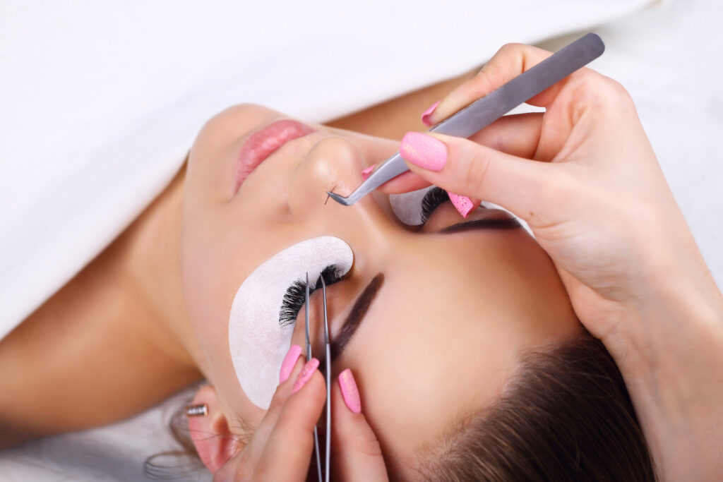 Lash Course Cornwall by Beauty Training South West